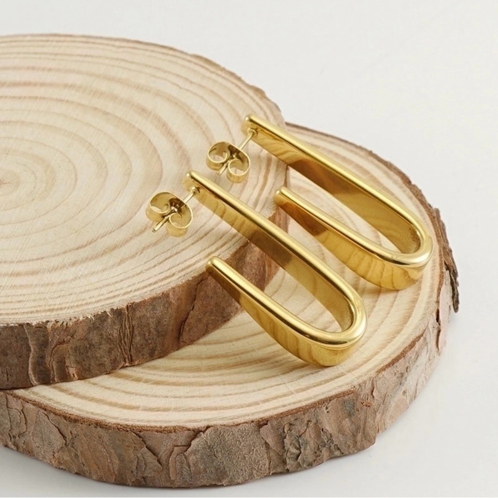 Sleek Gold Plated Earrings - Picture 3 of 3